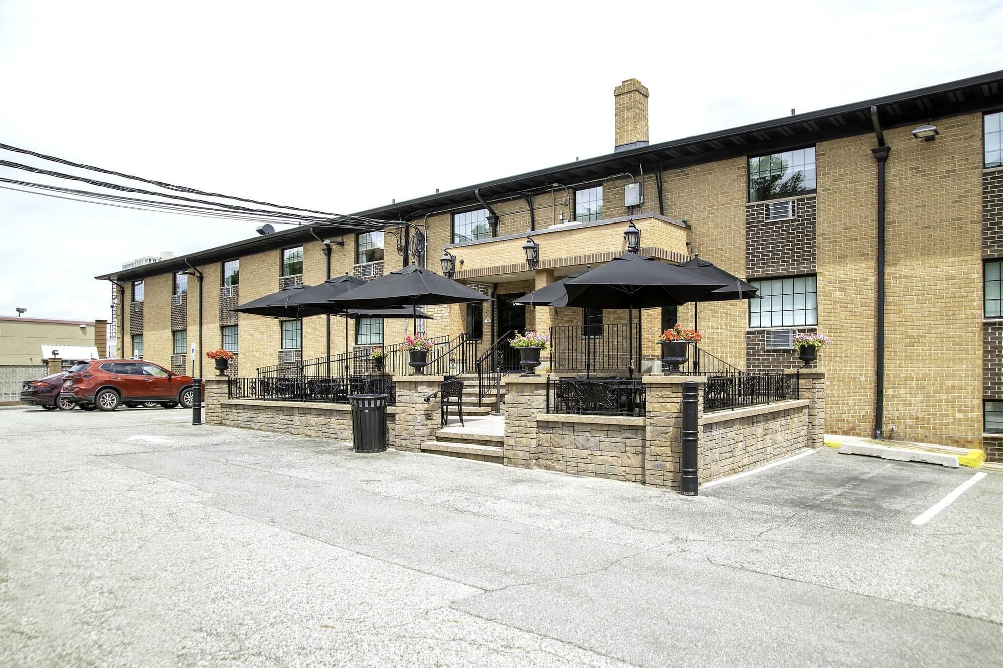 The Holland Hotel, General view