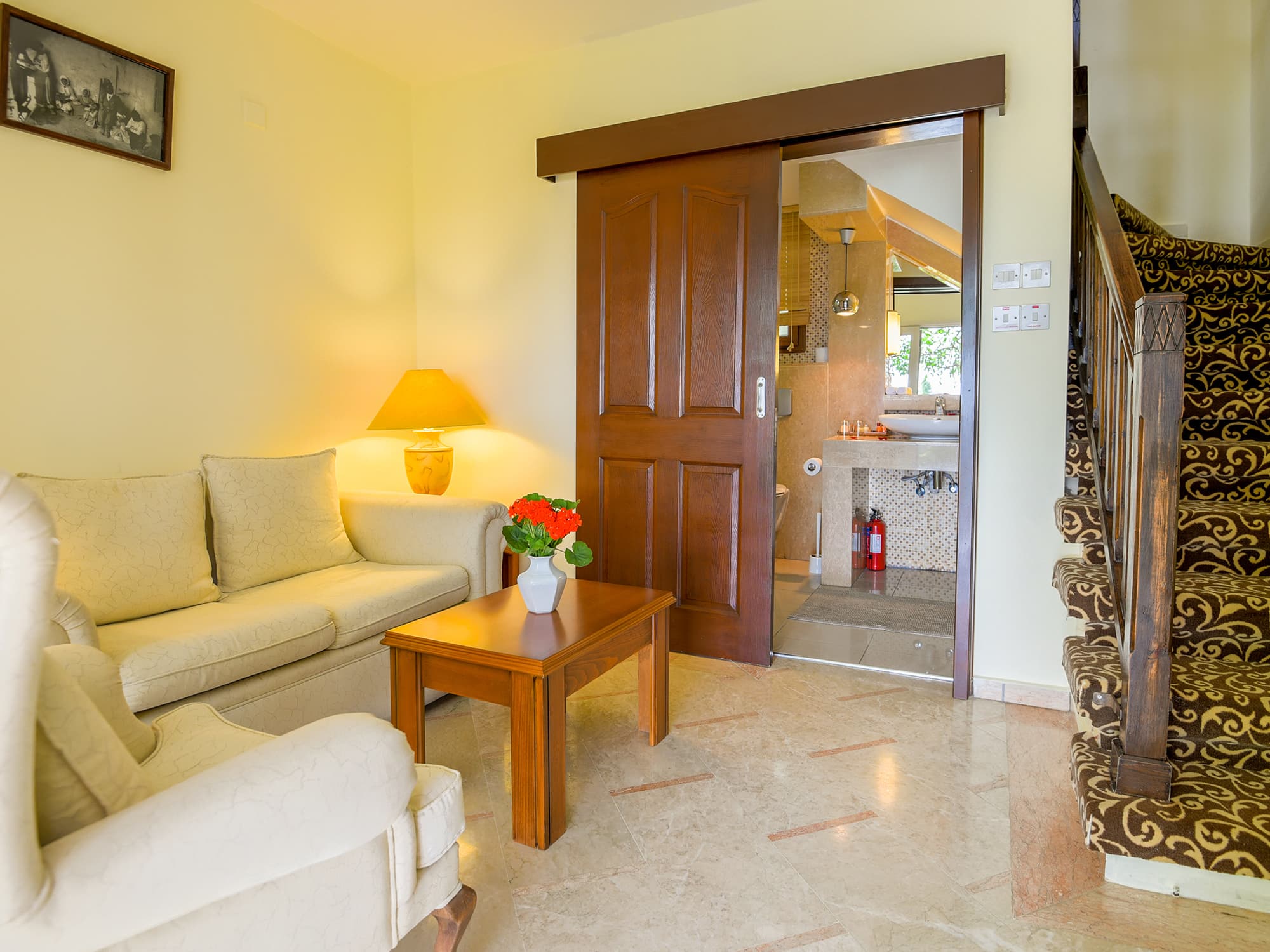 Bellapais Gardens, Room