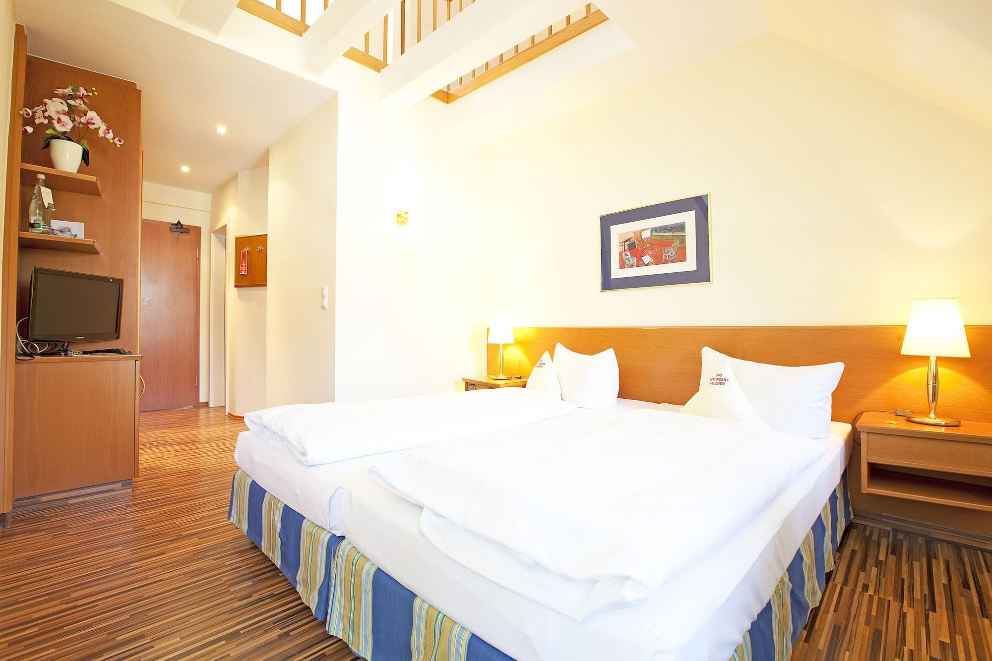 Goldener Adler, Room