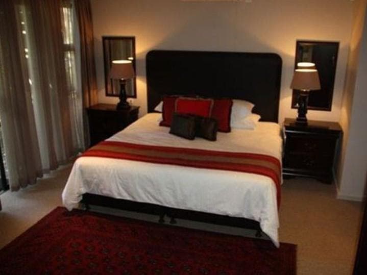 Browns Manor, General view