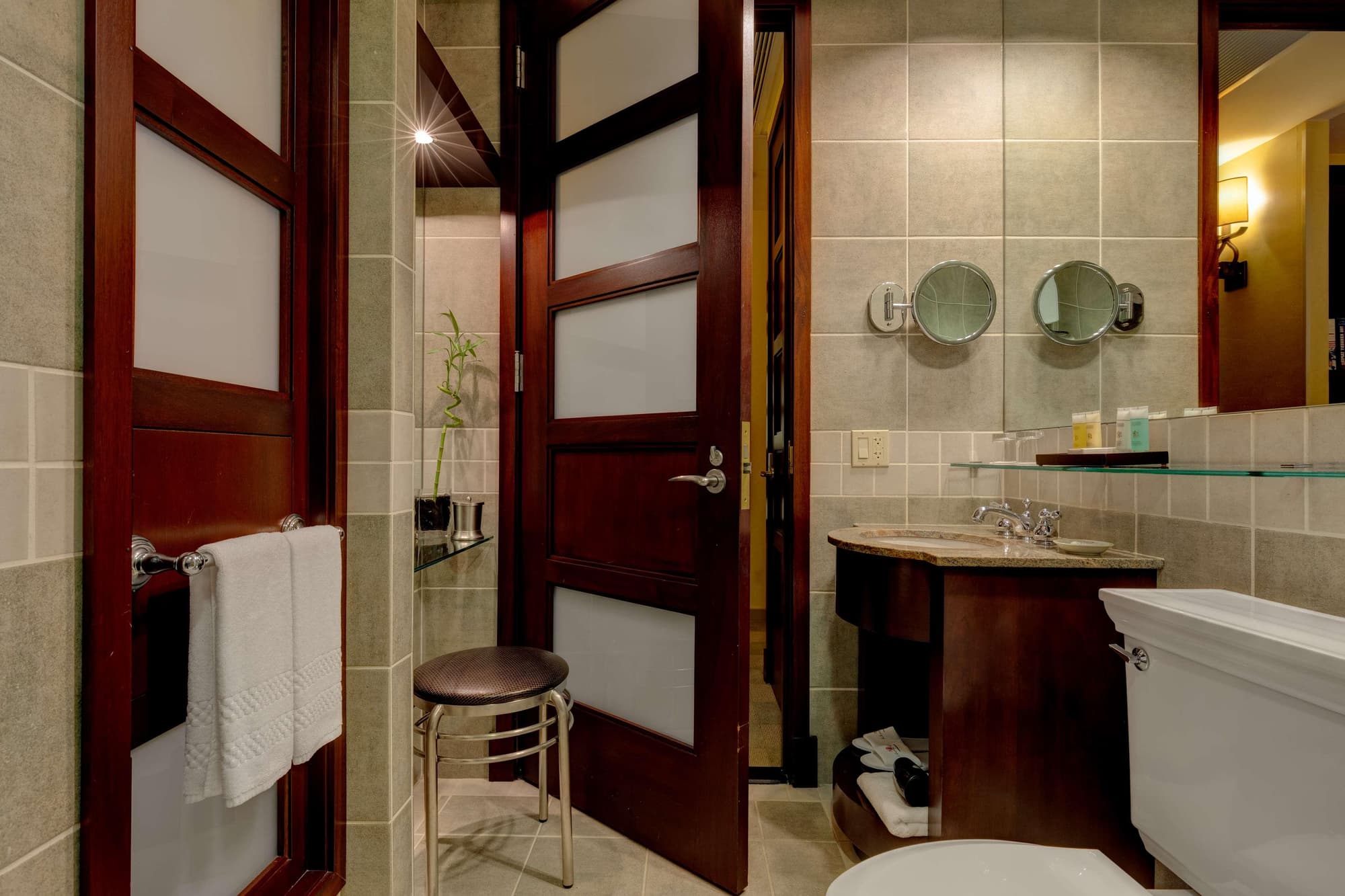 Library Hotel by Library Hotel Collection, Room