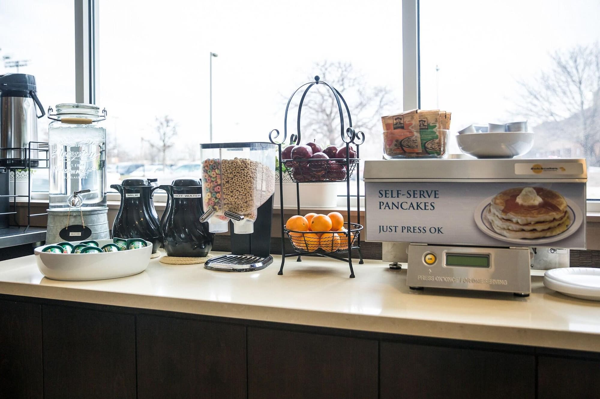 Carlton Inn Midway, Restaurant