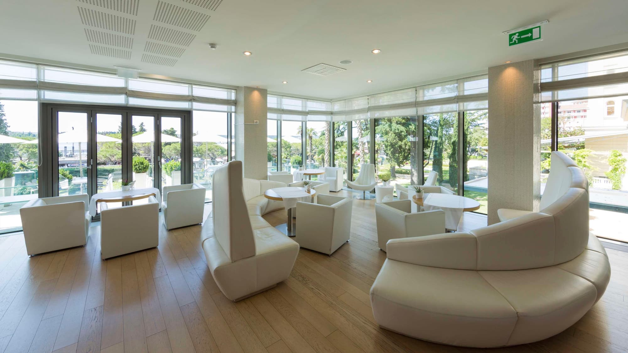 Kempinski Palace Portoroz, Restaurant