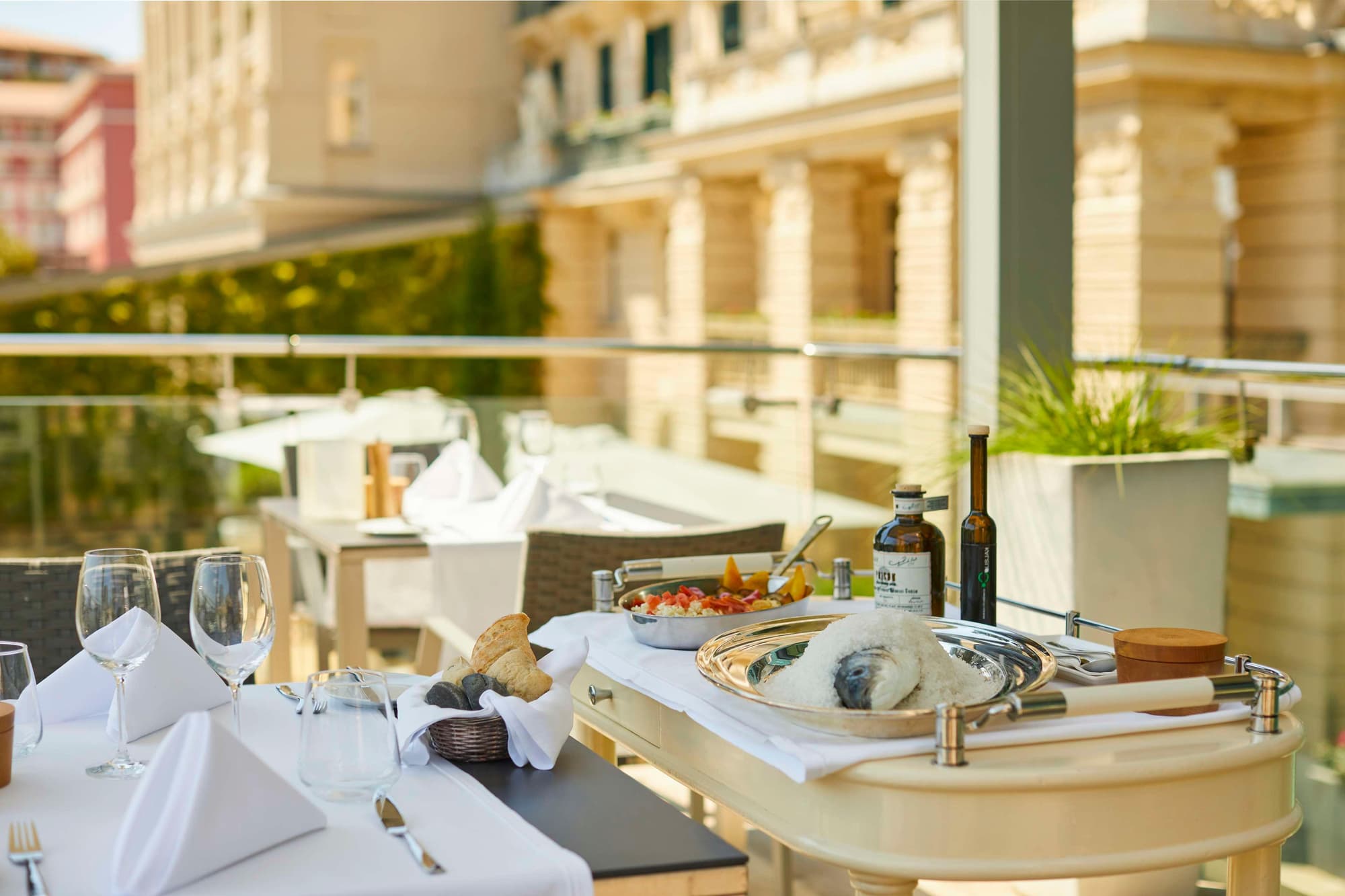 Kempinski Palace Portoroz, Restaurant