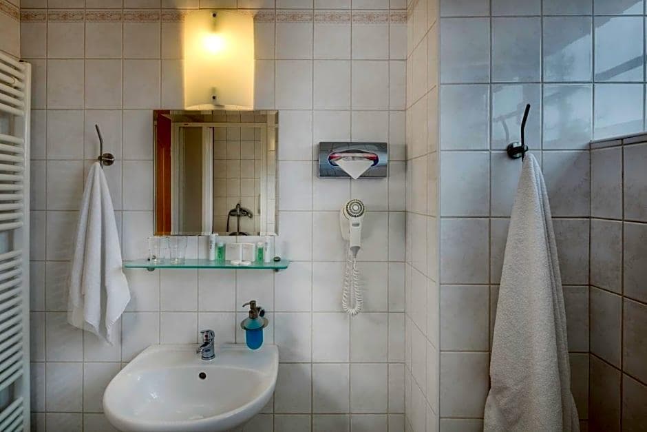 Hotel Otar, General view