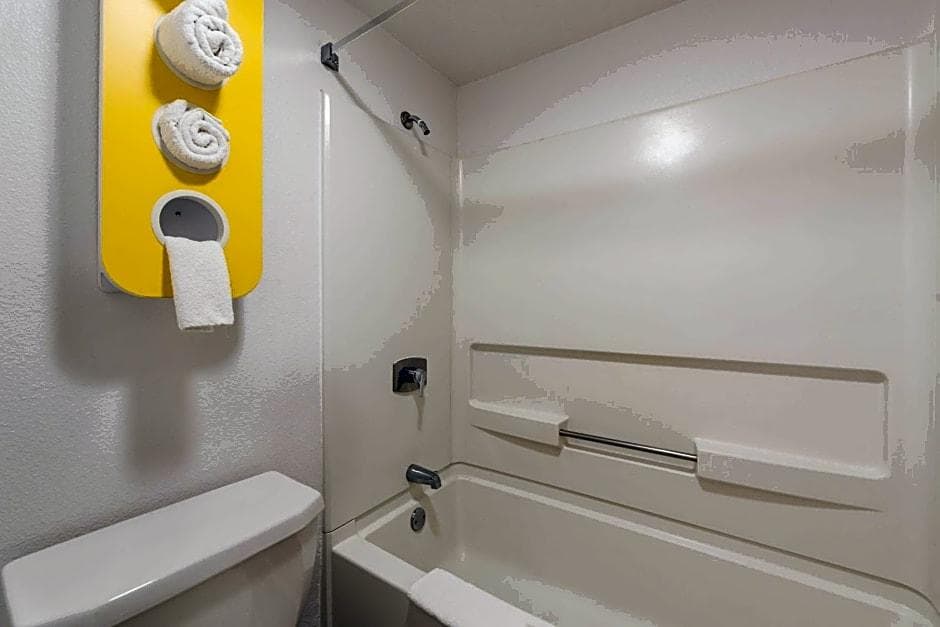 Motel 6 Saint Paul, MN - I-94., General view