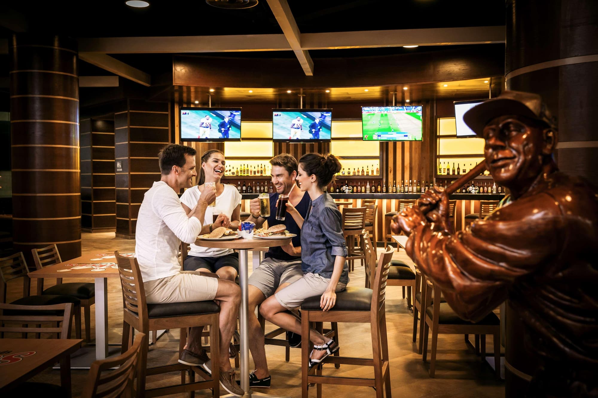 Barceló Maya Caribe, Bar