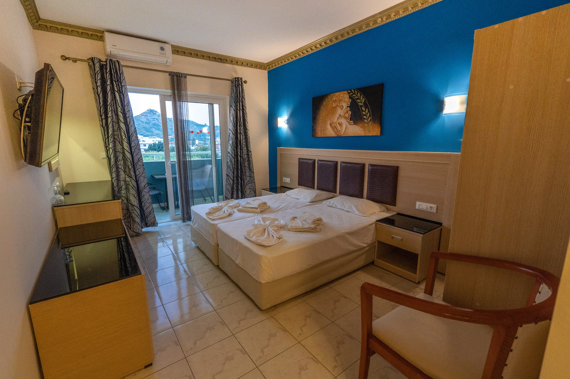 Grecian Fantasia Resort, Room