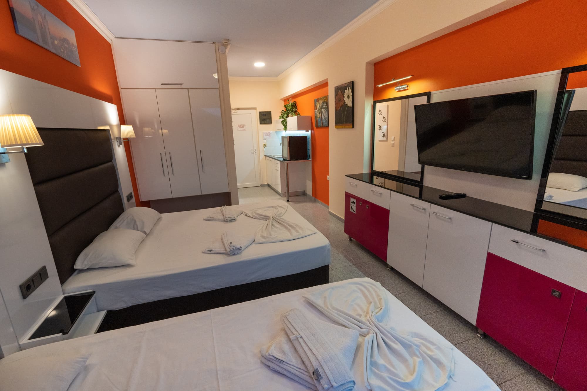 Grecian Fantasia Resort, Room