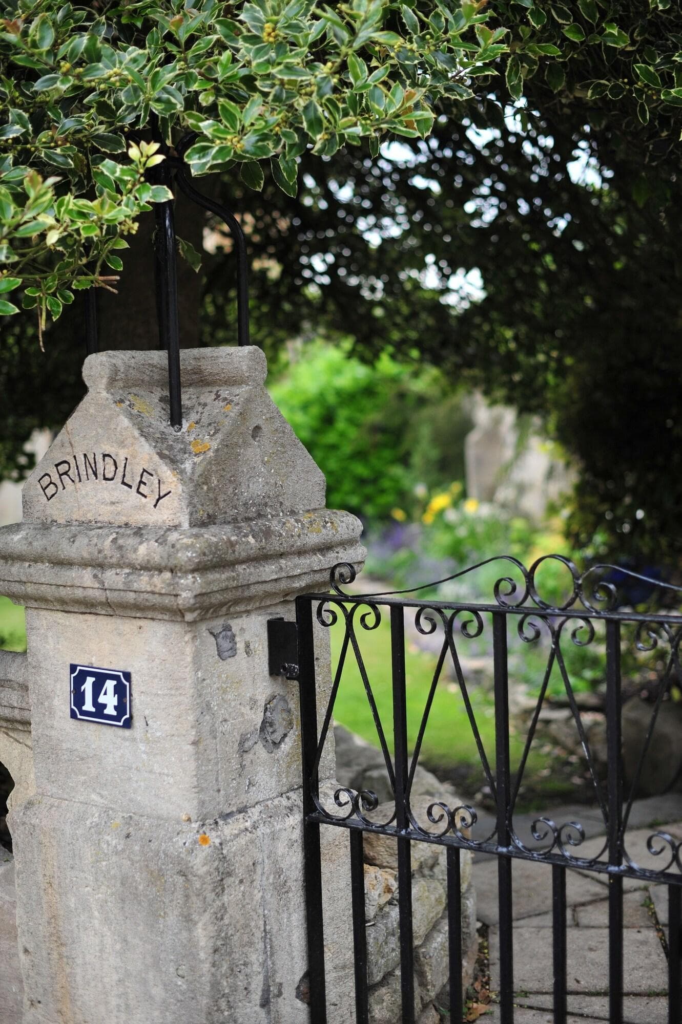 Brindleys, General view