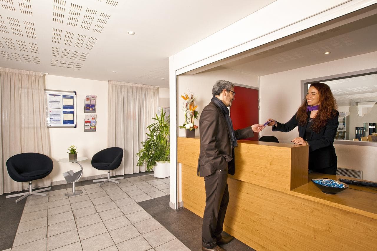 Sejours & Affaires Rennes Villa Camilla, Lobby