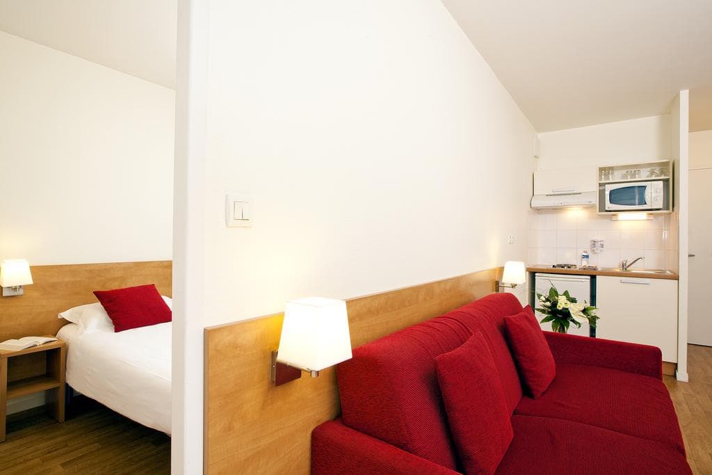 Sejours & Affaires Rennes Villa Camilla, Room