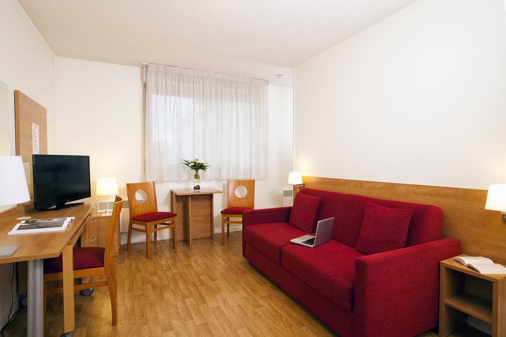 Sejours & Affaires Rennes Villa Camilla, Room