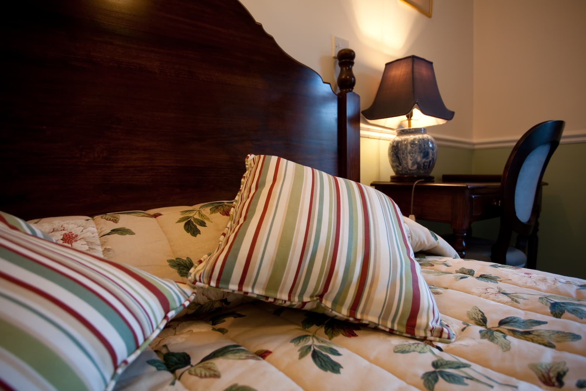 Fines Bayliwick Country House, Room