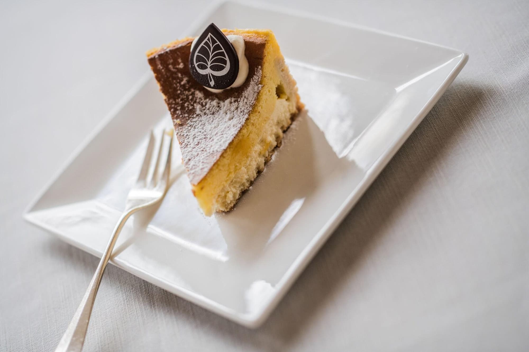 Park Hotel Bellevue, Bar