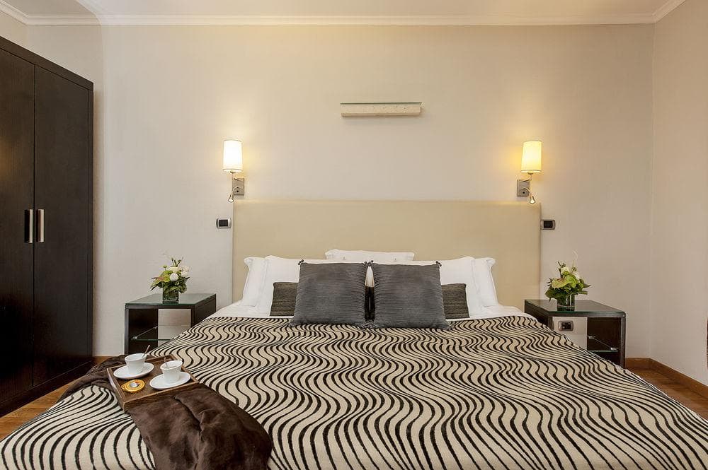 Daphne Trevi, General view