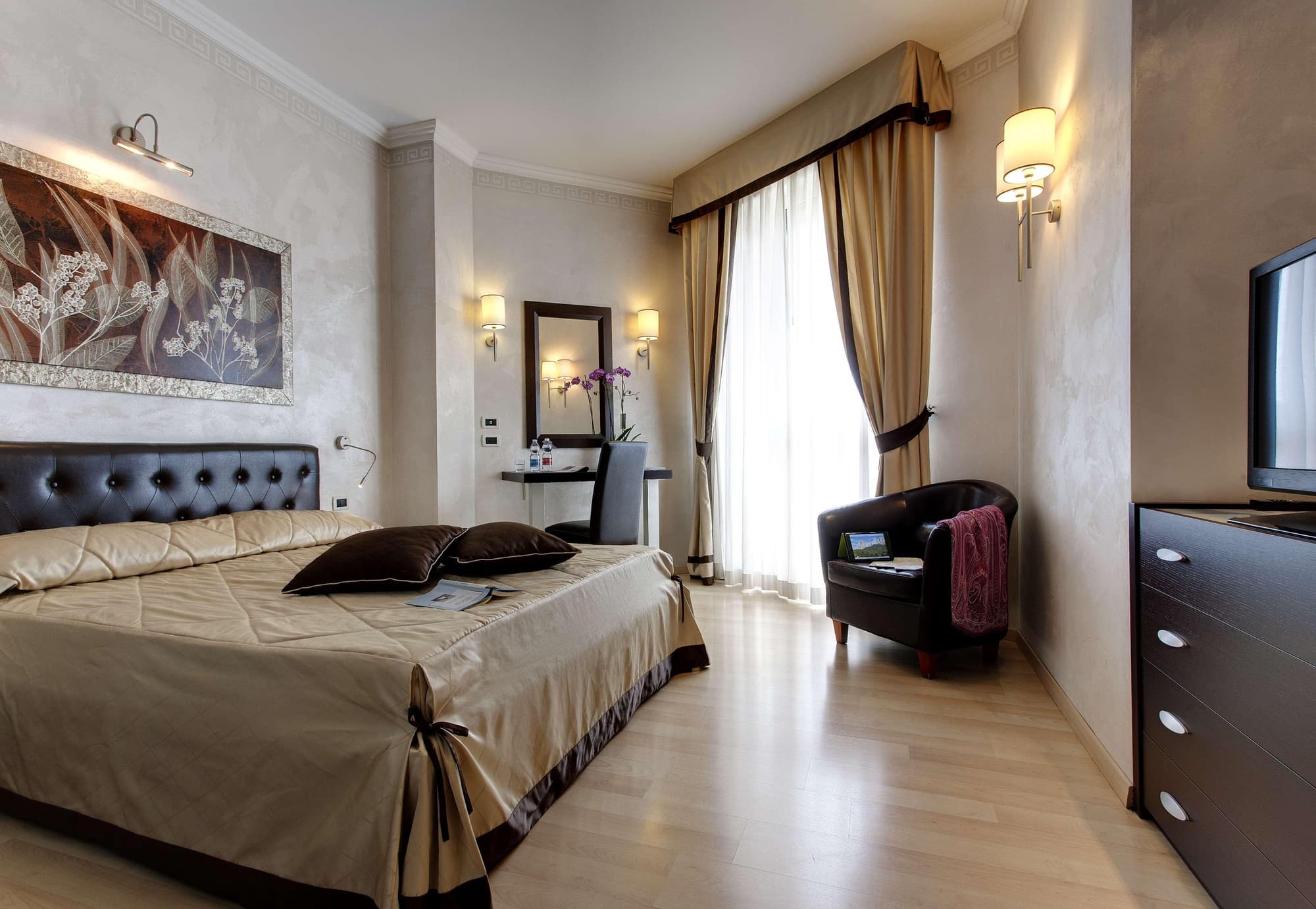 Hotel Panoramic Plaza, Room