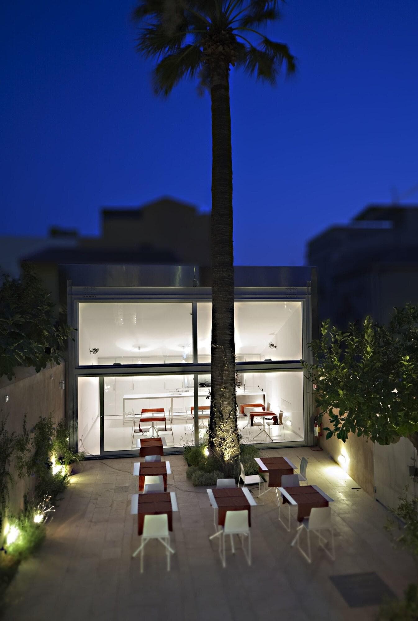 La Moresca, Conferences