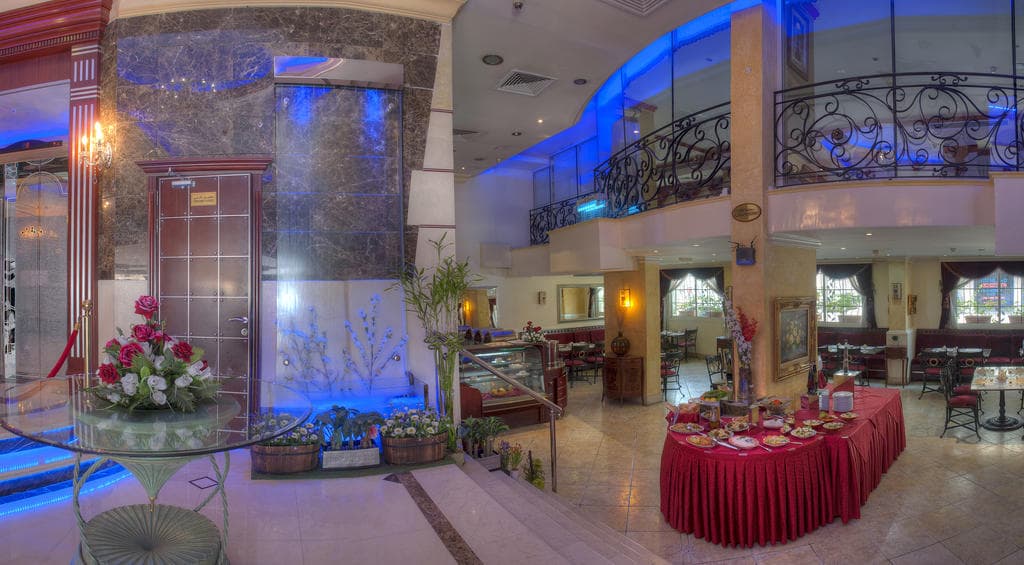 Al Maha Regency Hotel Suites, Lobby