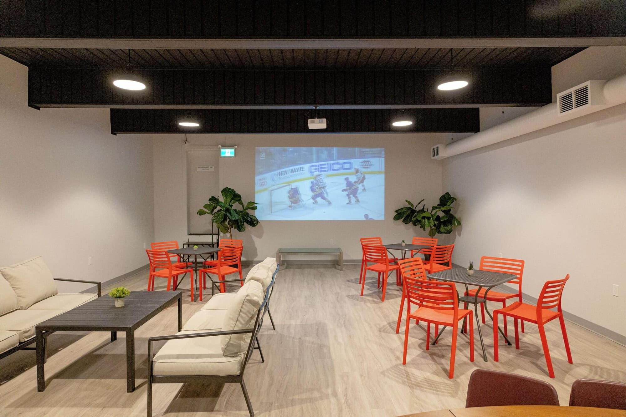 Scott's Inn, General view