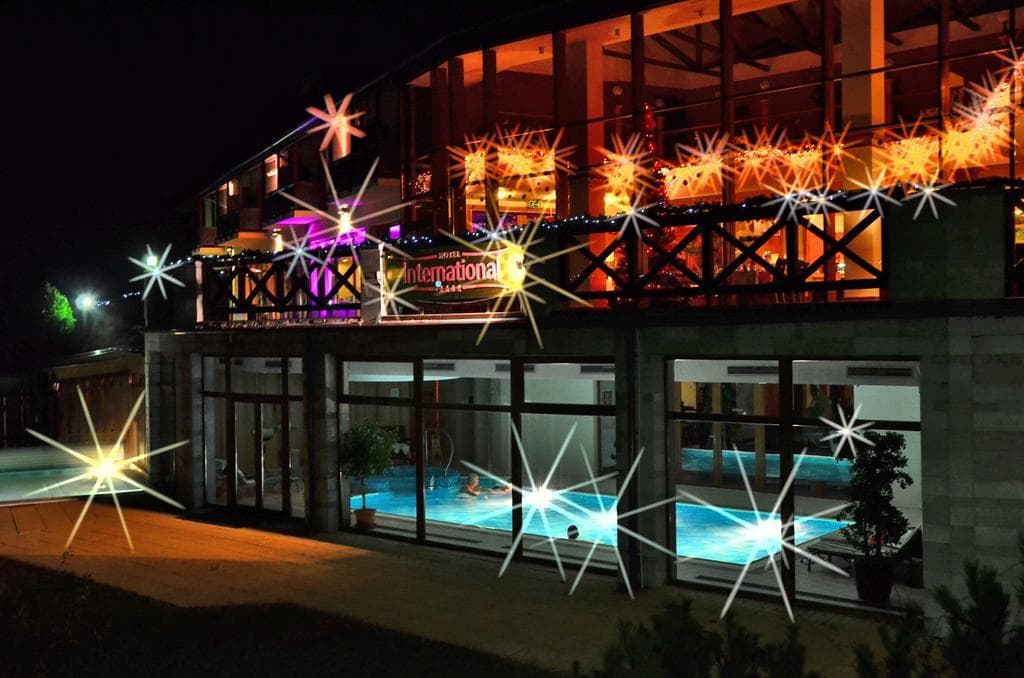 International, General view