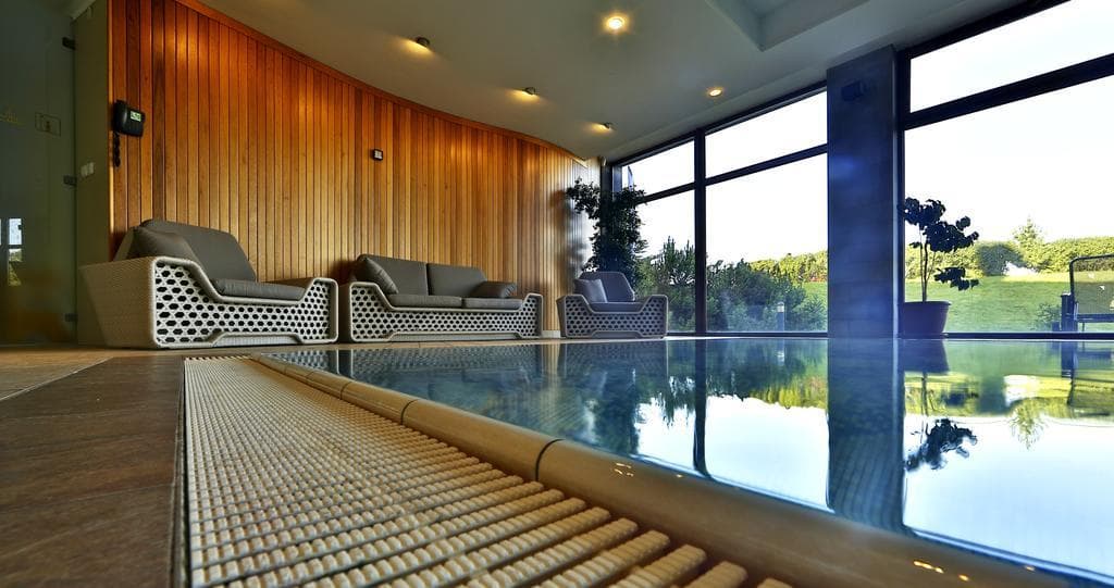 International, General view