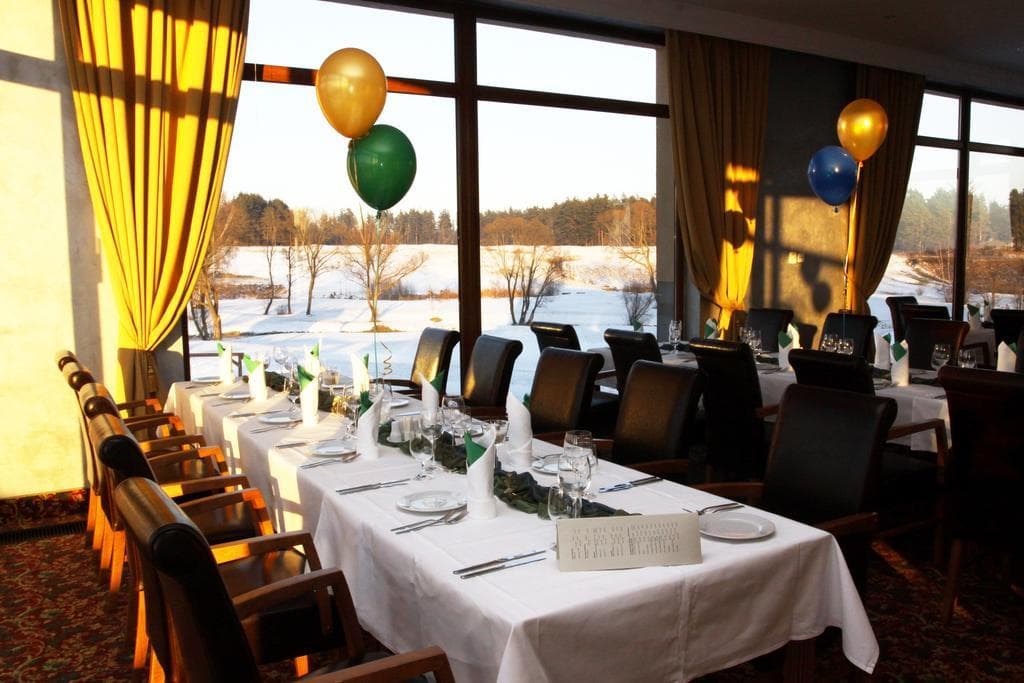 International, General view