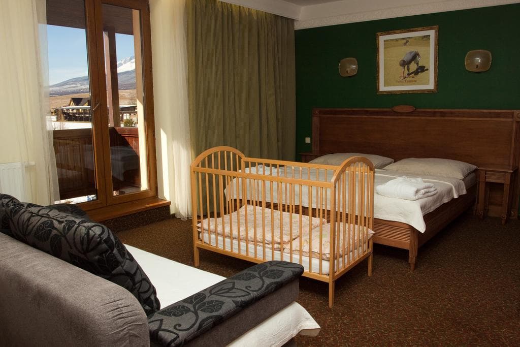 International, General view