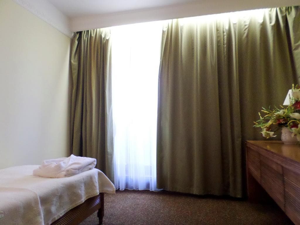 International, General view