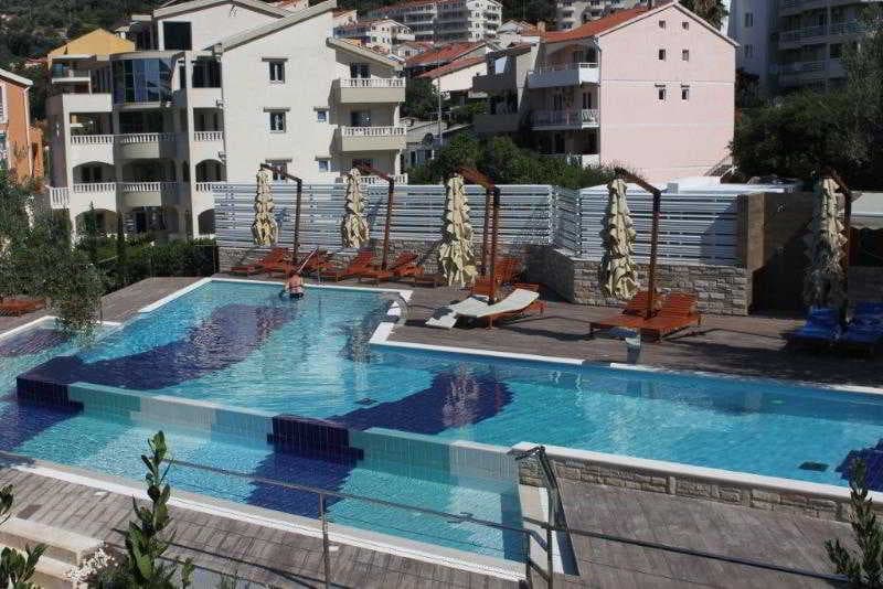 Castellastva Hotel, Pool