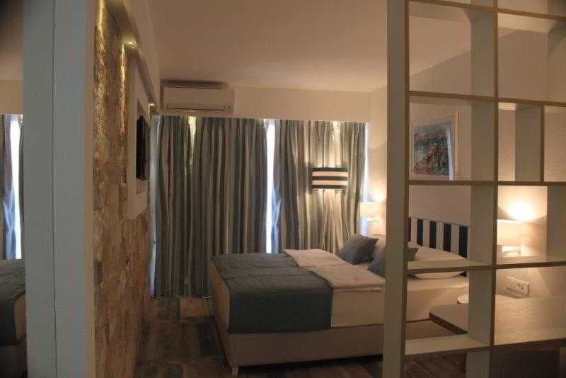 Castellastva Hotel, Room