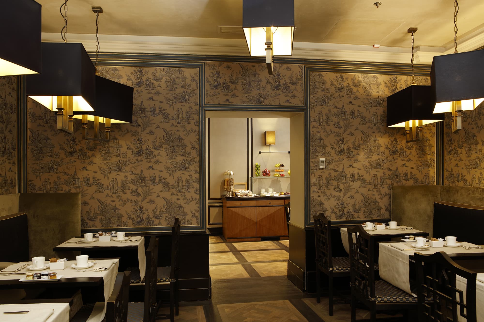 Aqua Palace, Restaurant