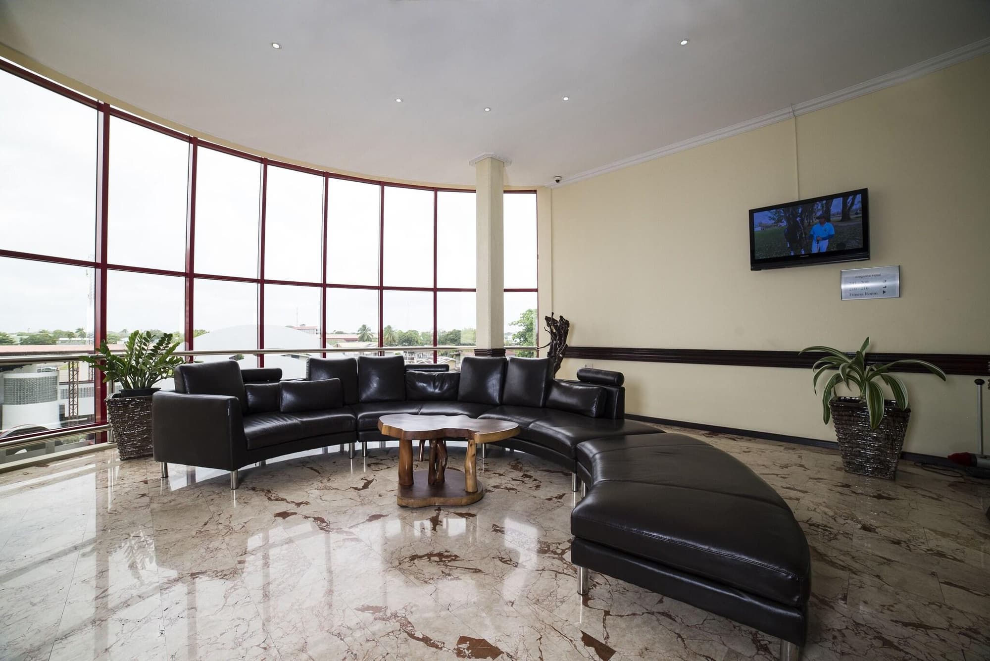 Best Western Elegance, Lobby