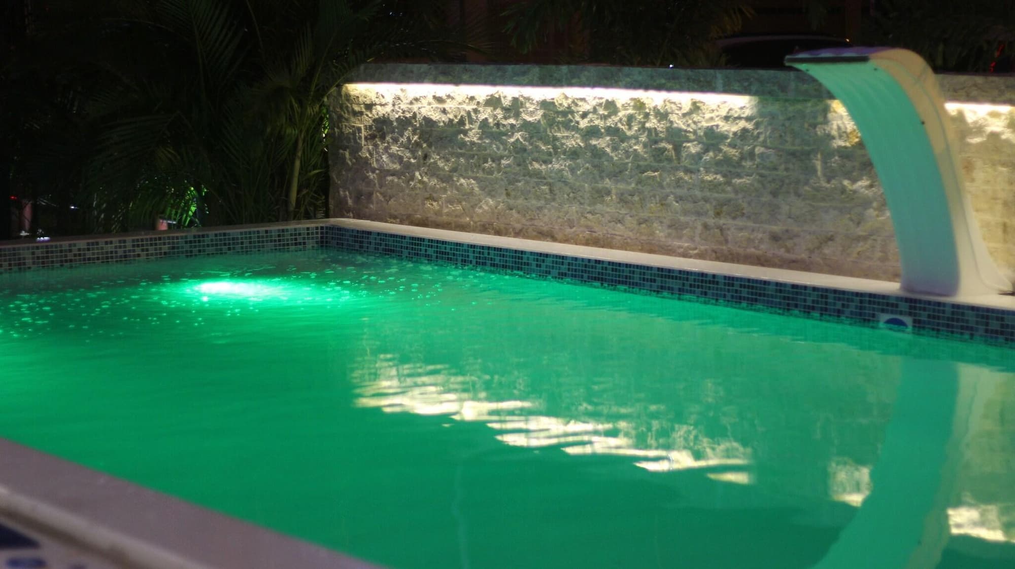 Best Western Elegance, Pool