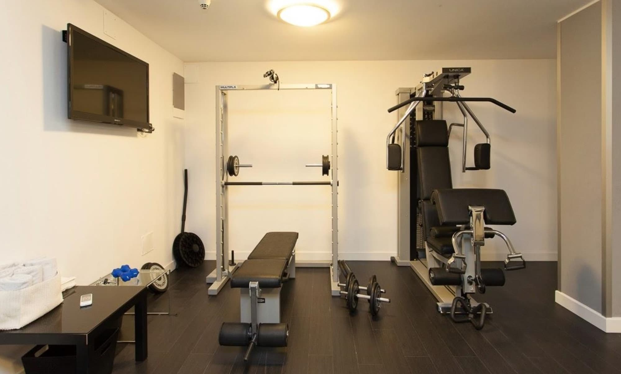 Hotel Adlon, Sports and Entertainment