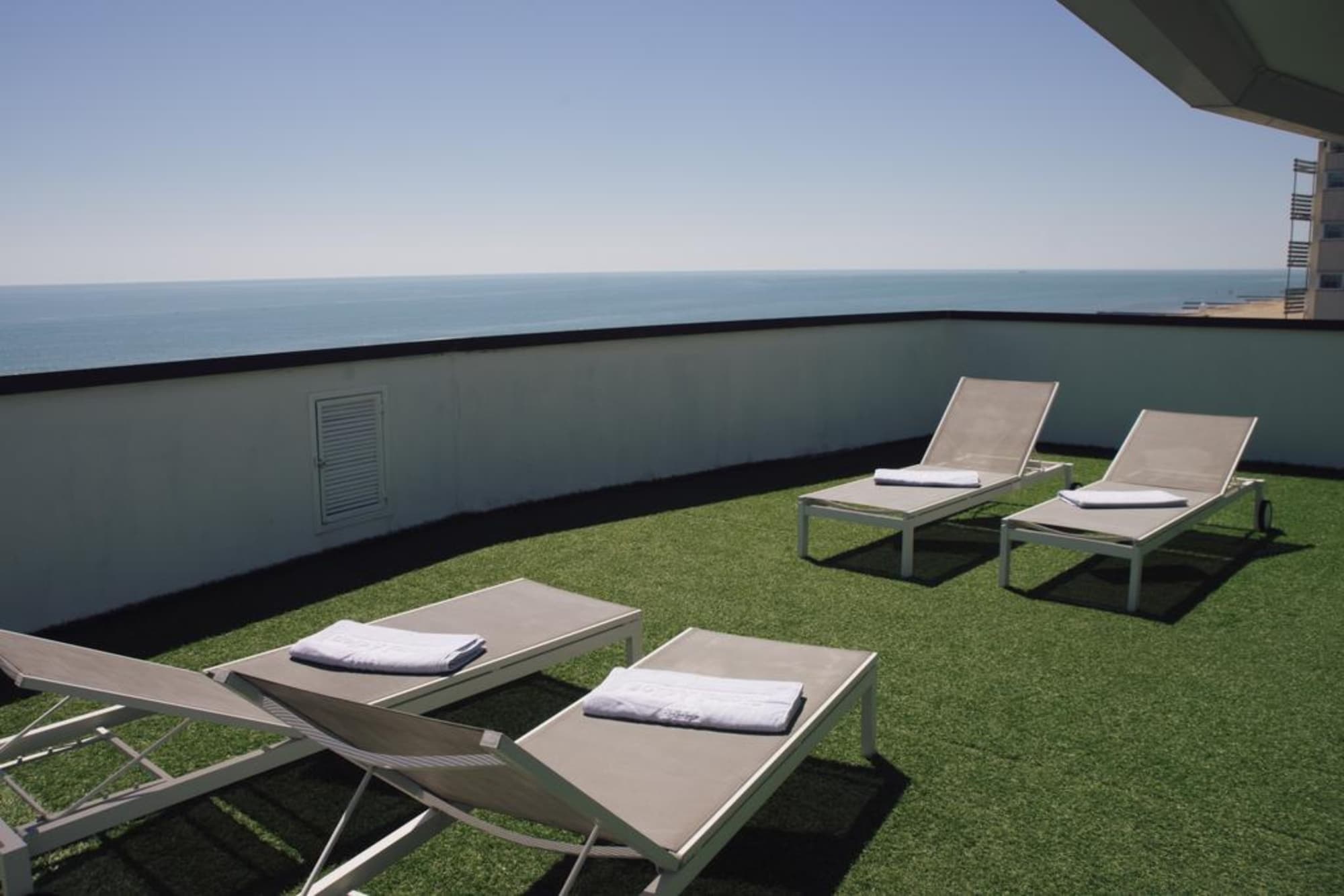 Hotel Adlon, Terrace