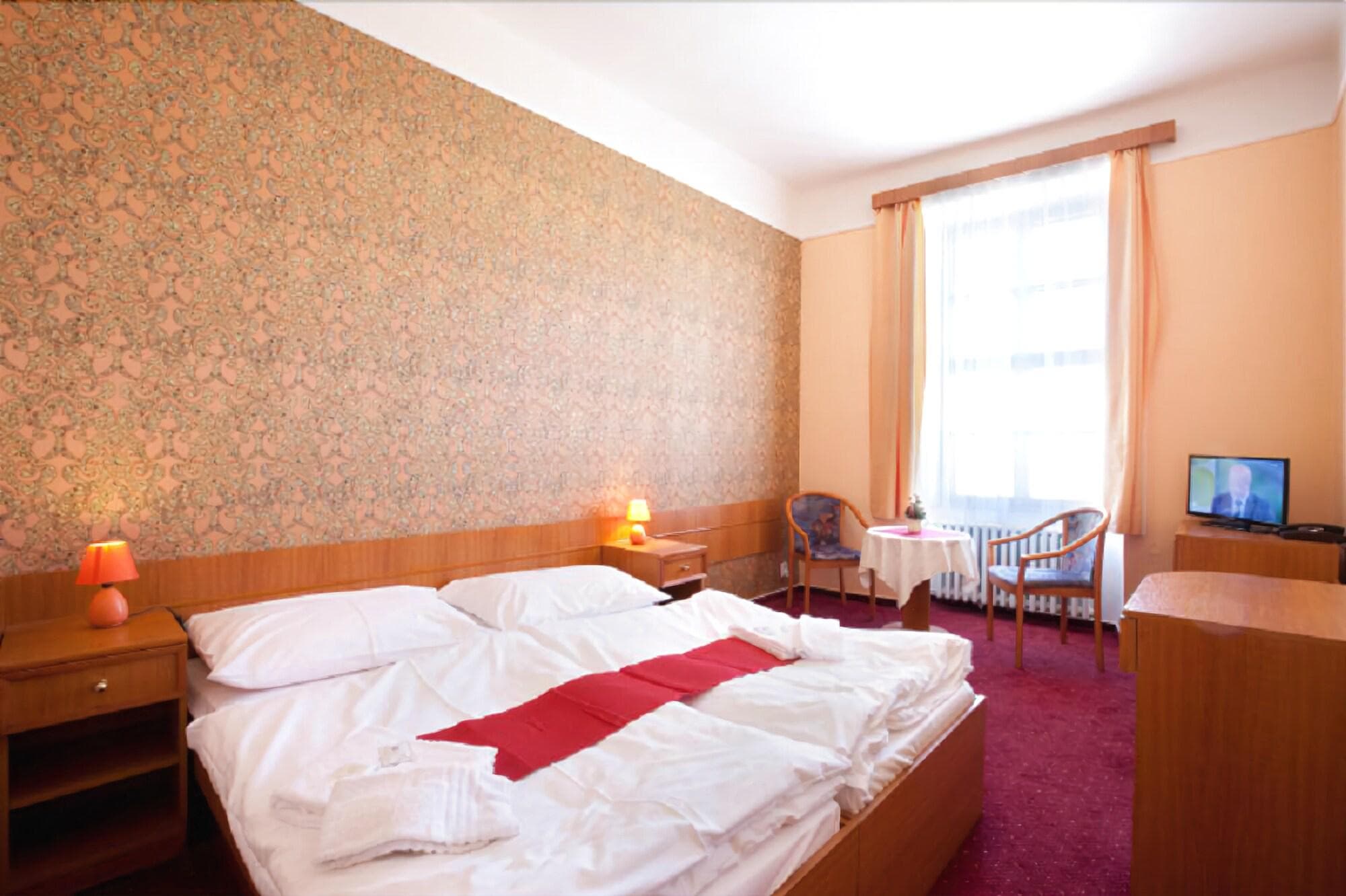 U Cernoho Orla, Room