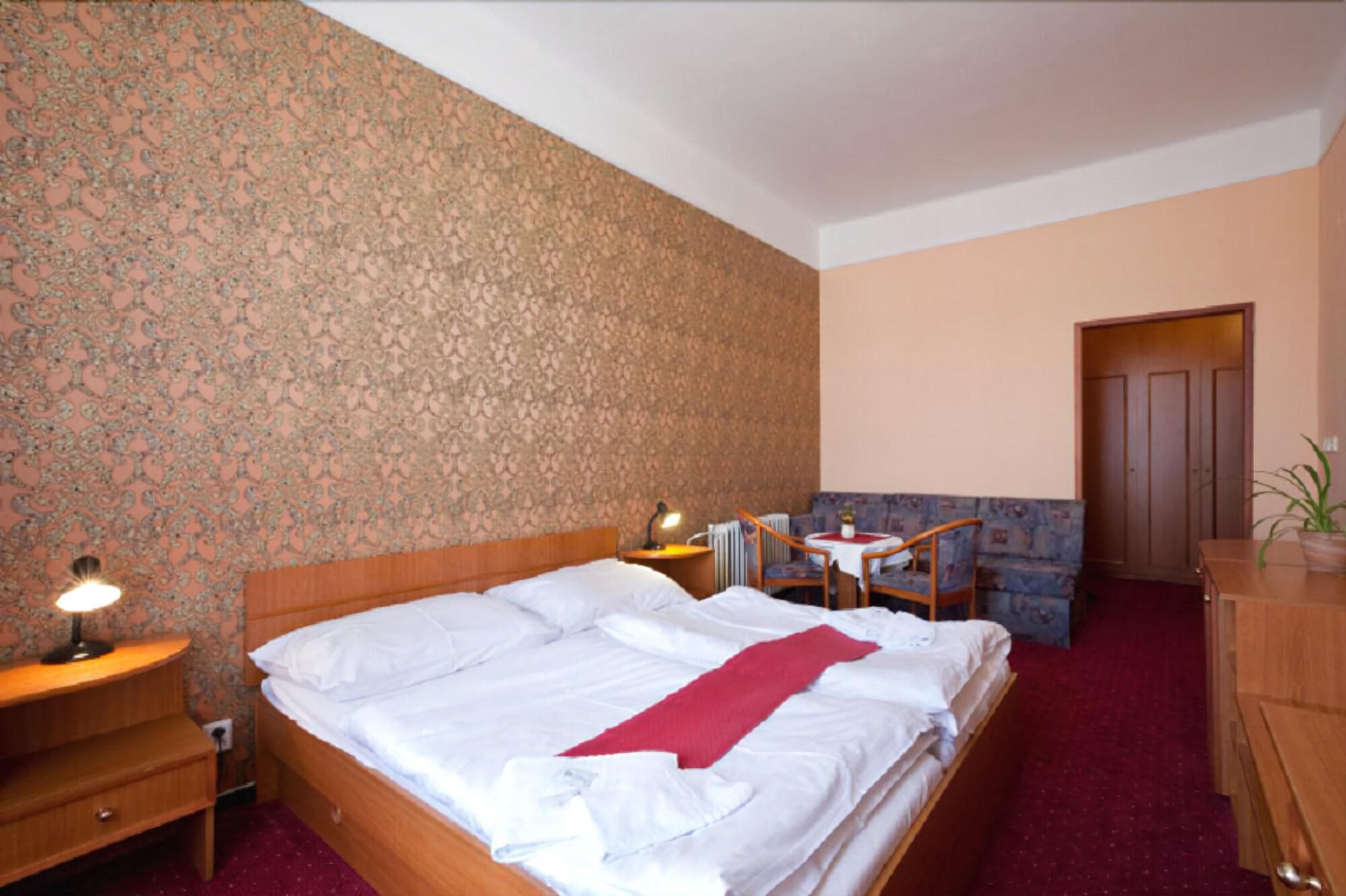 U Cernoho Orla, Room