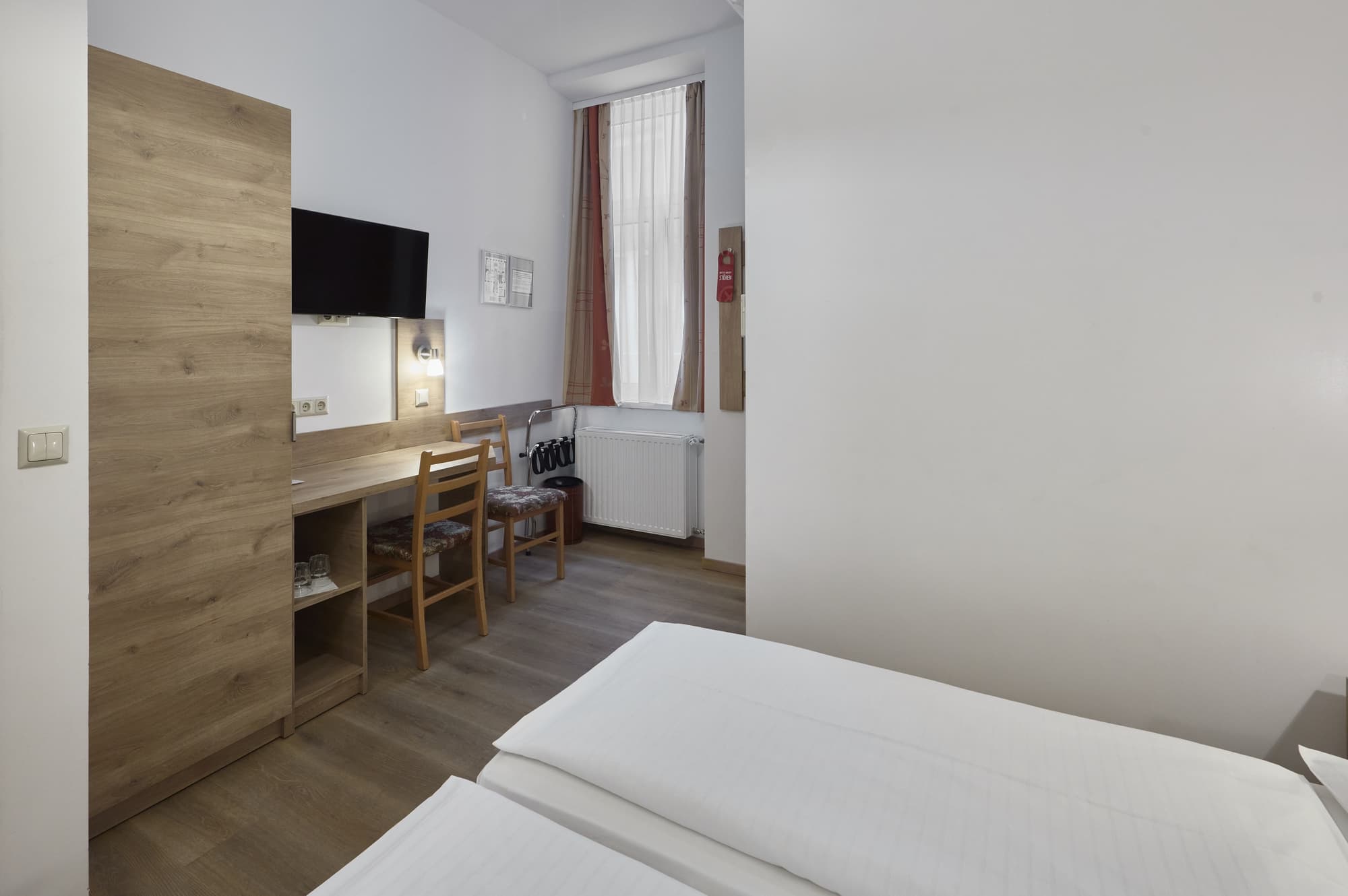 Hotel Terminus, Room