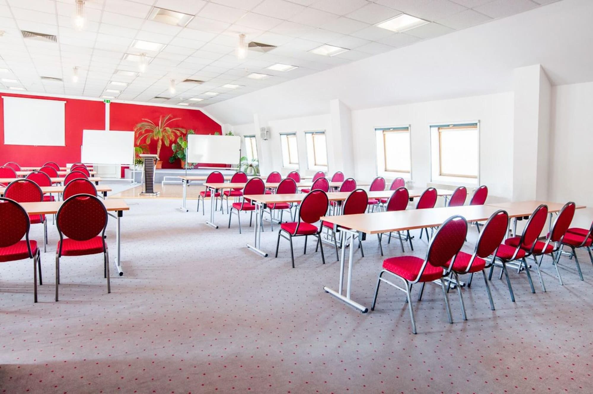 Stadtfeld, Conferences