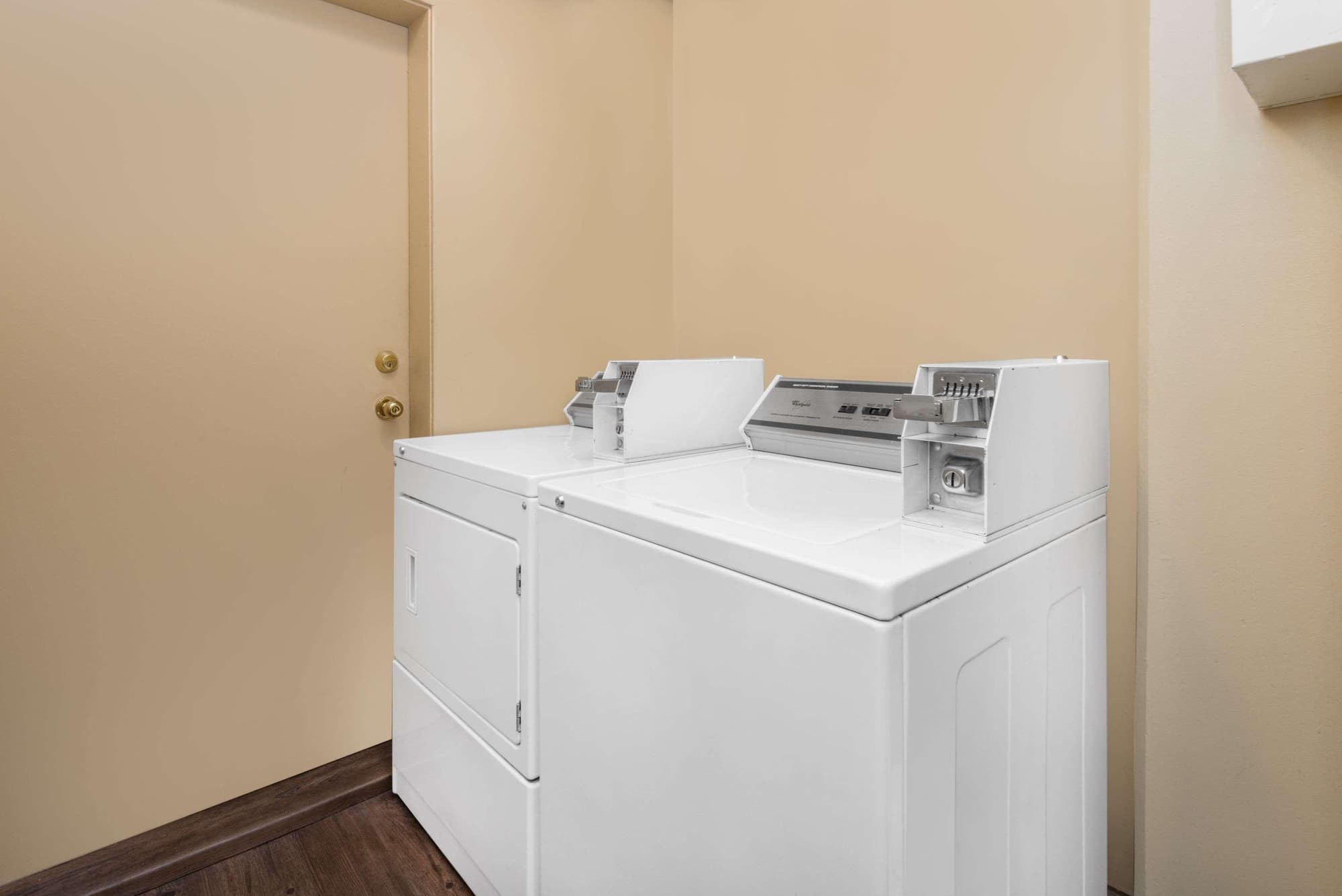 Super 8 By Wyndham Thunder Bay, General view