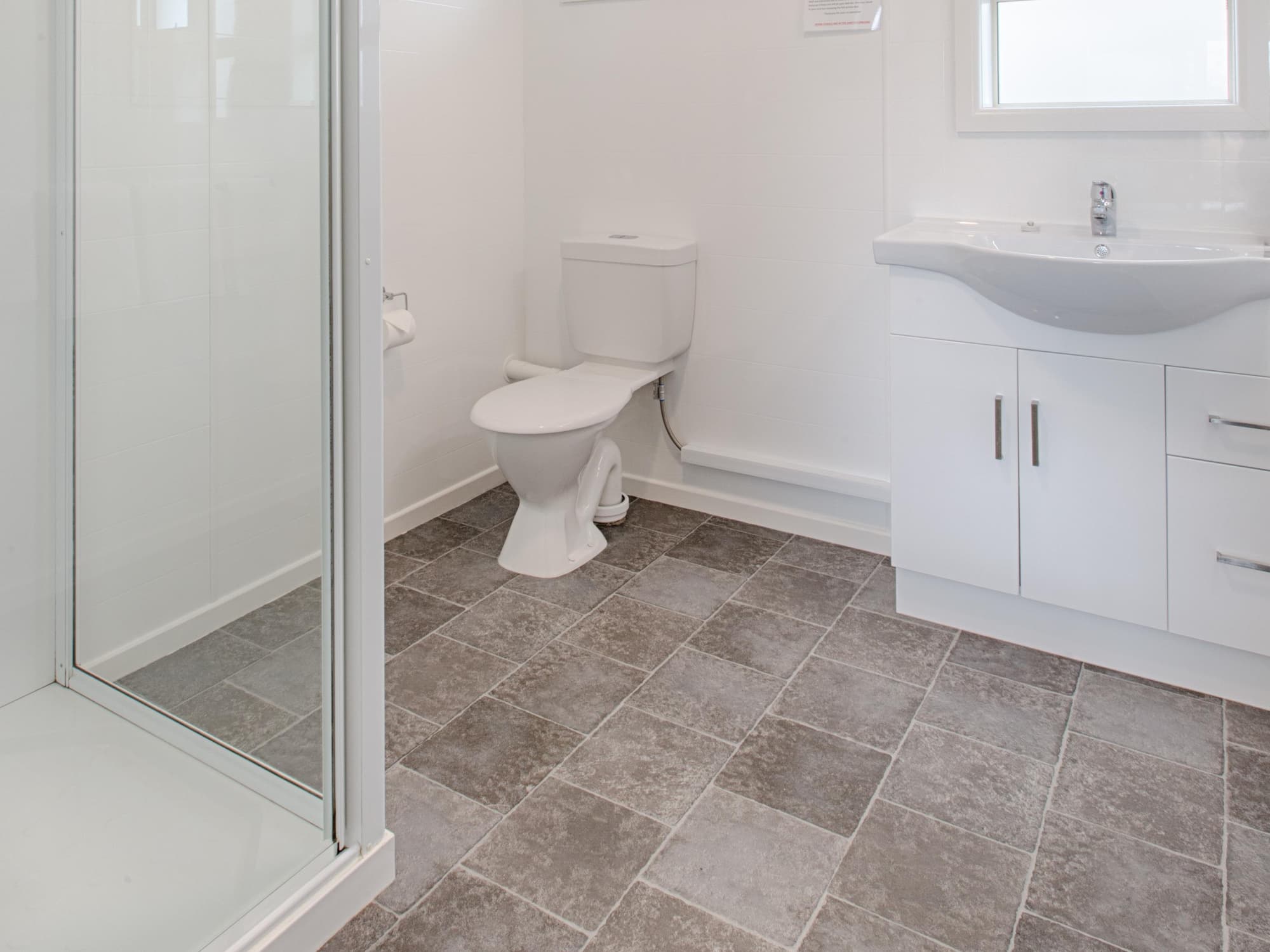 AAA Thames Court Motel, Room