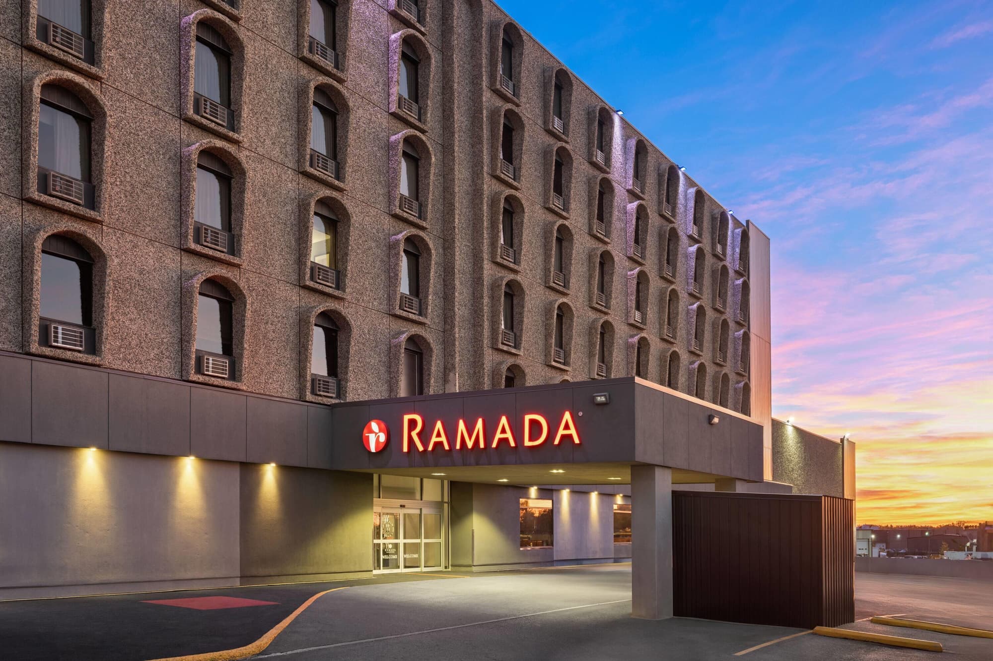 Ramada by Wyndham Saskatoon, General view