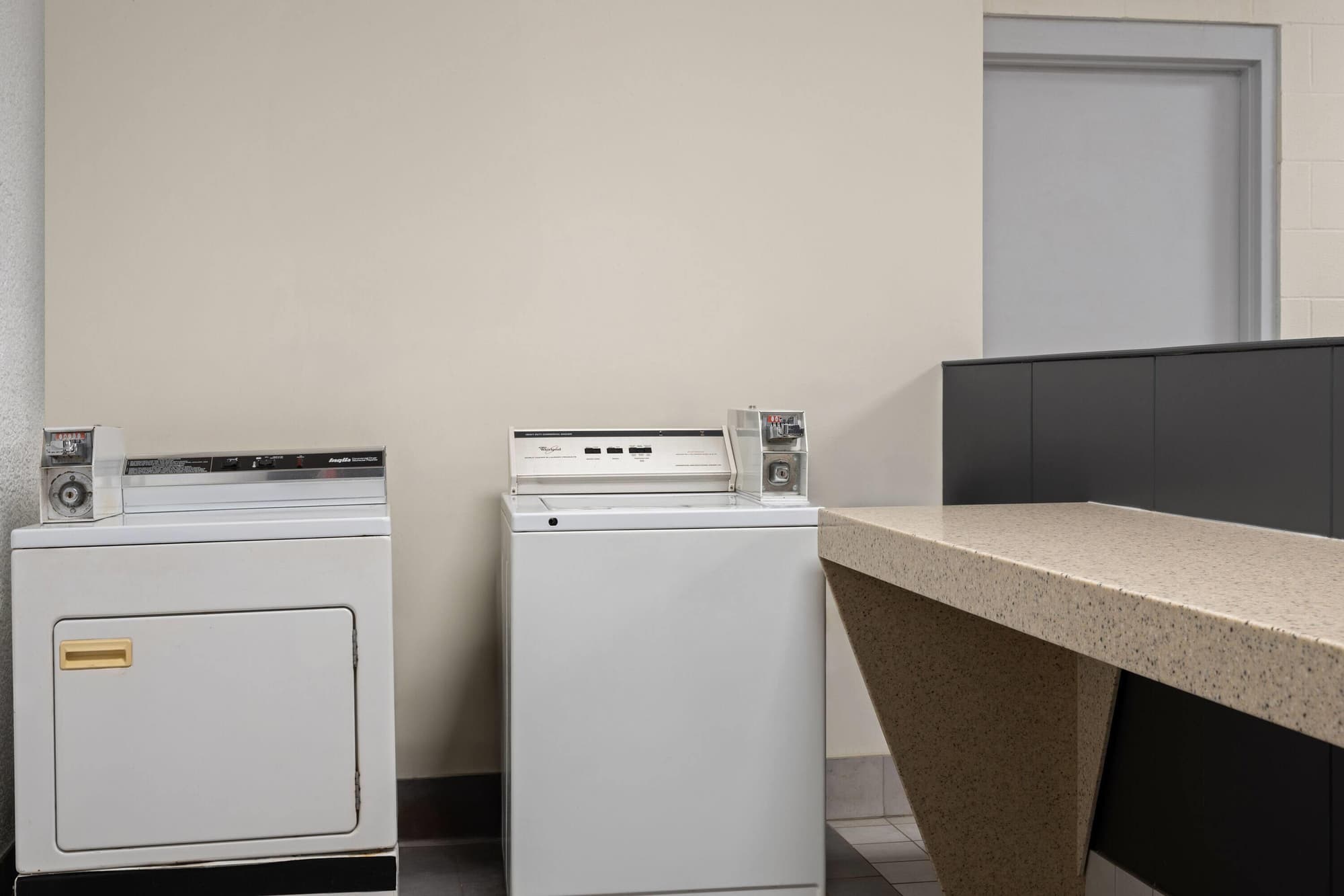 Ramada by Wyndham Saskatoon, General view