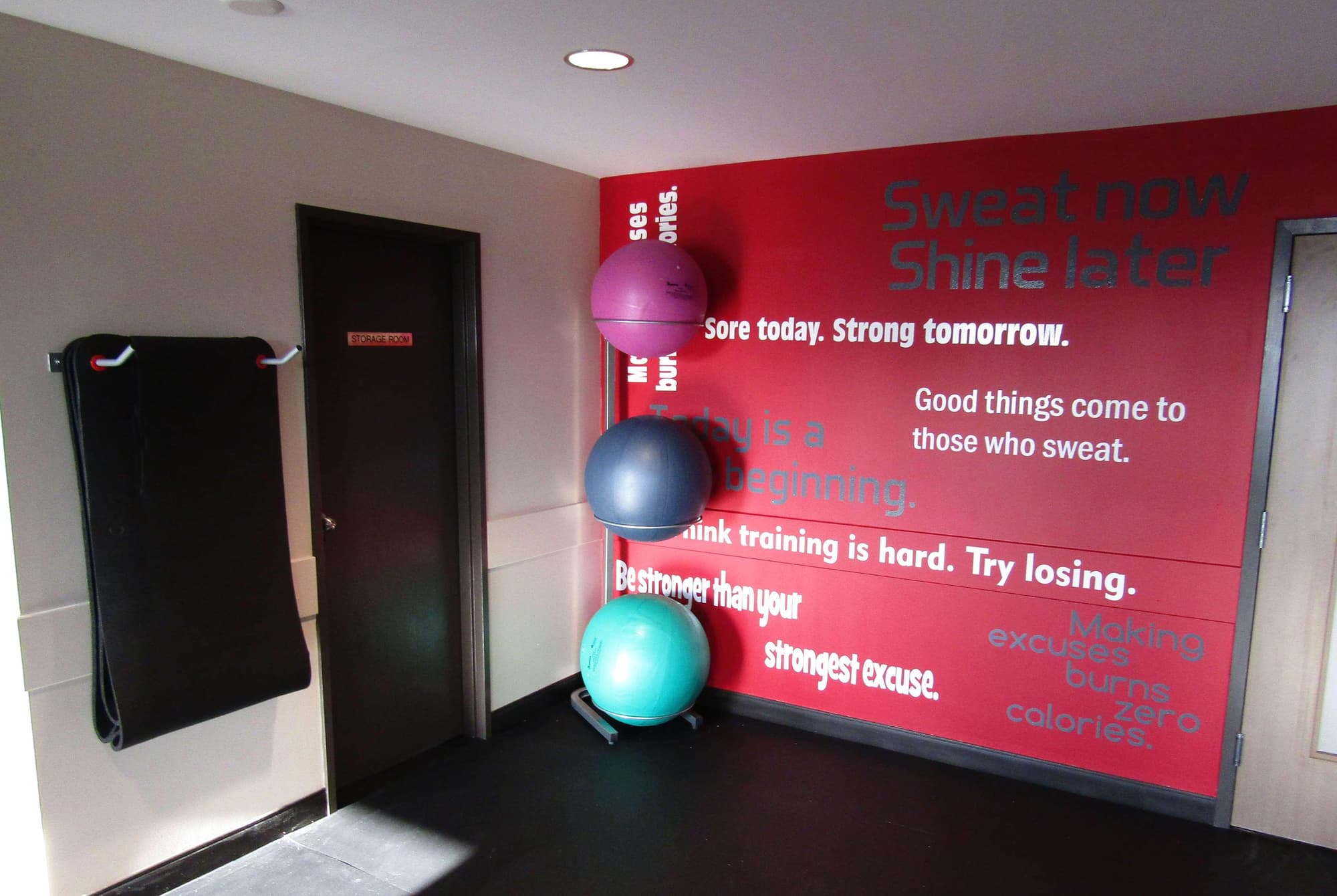 Ramada by Wyndham Saskatoon, Sports and Entertainment