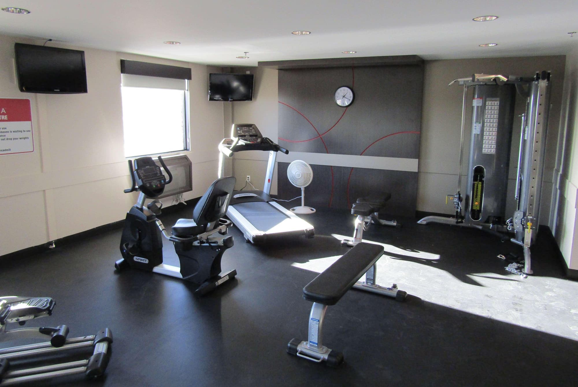 Ramada by Wyndham Saskatoon, Sports and Entertainment