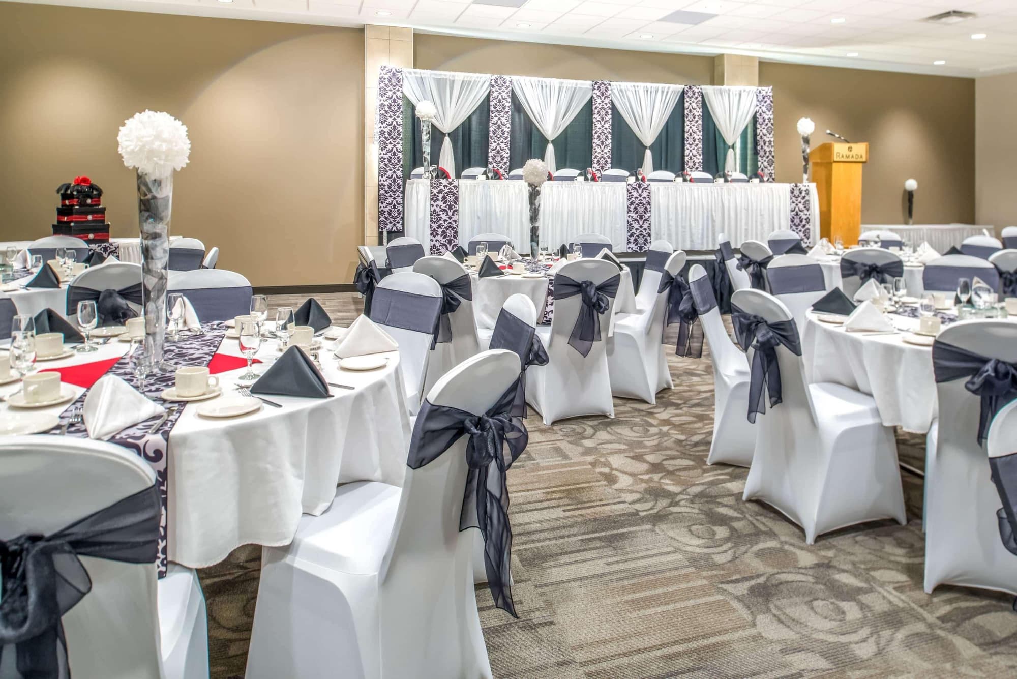 Ramada by Wyndham Saskatoon, Conferences