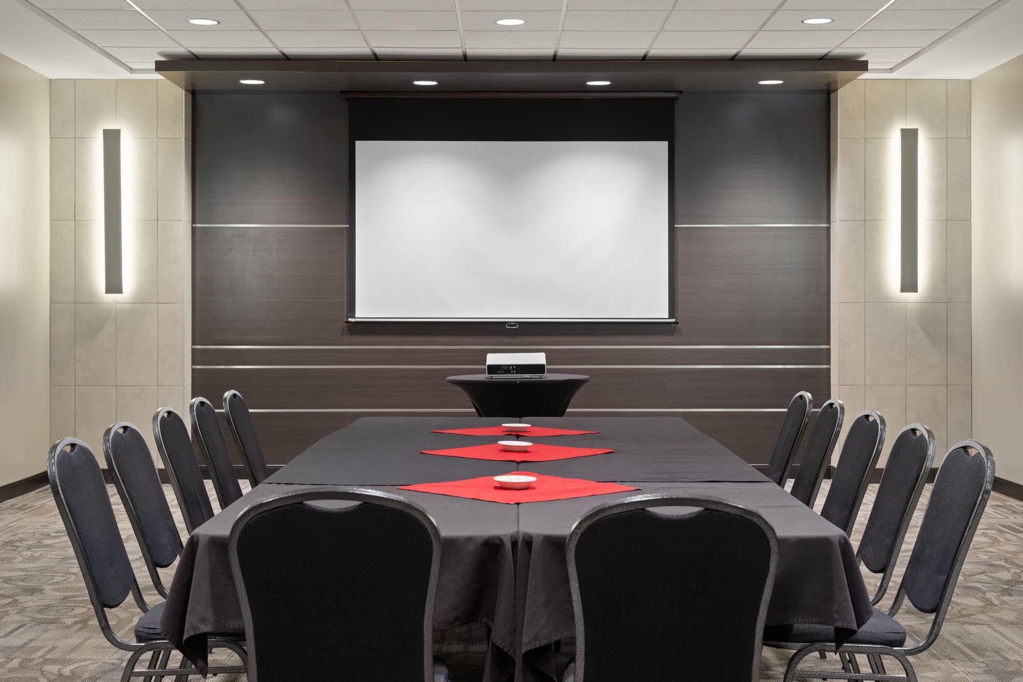 Ramada by Wyndham Saskatoon, Conferences