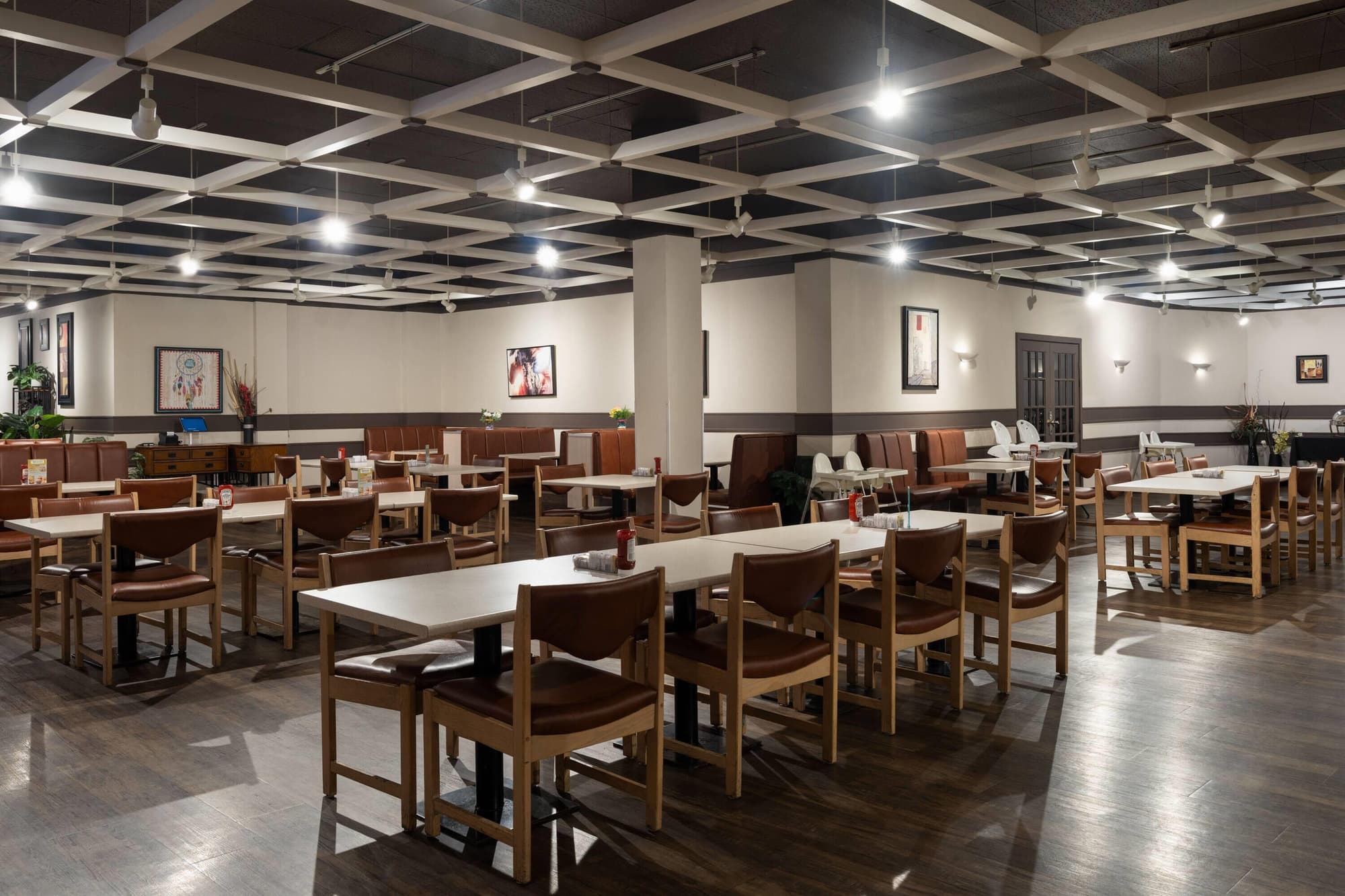 Ramada by Wyndham Saskatoon, Restaurant