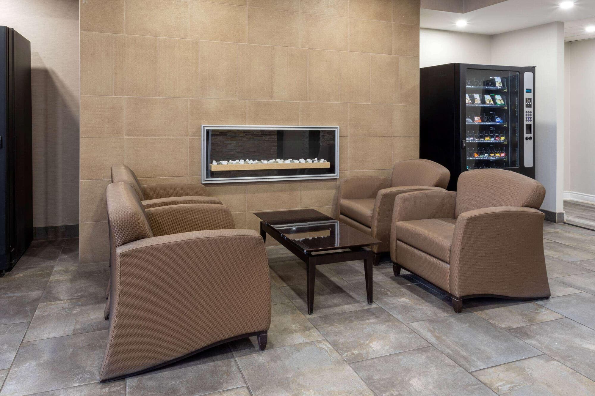 Travelodge by Wyndham Sarnia, Lobby